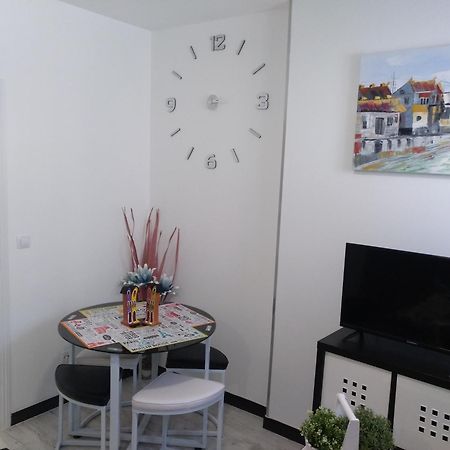 Apartamento Cigueena 1 萨拉戈萨 外观 照片