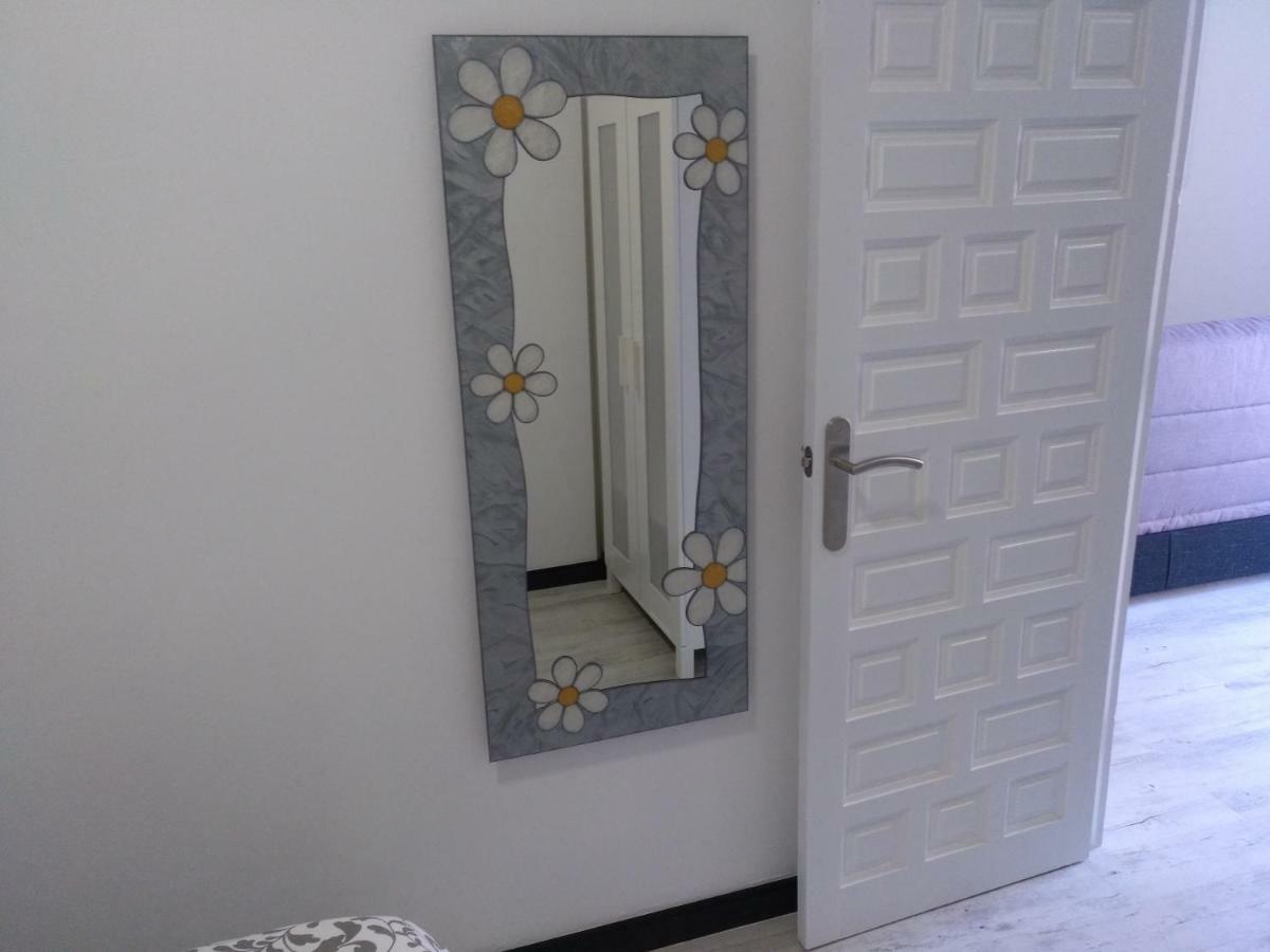 Apartamento Cigueena 1 萨拉戈萨 外观 照片
