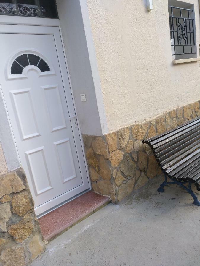 Apartamento Cigueena 1 萨拉戈萨 外观 照片